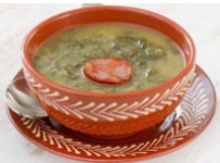 Caldo Verde la soupe aux choux et au chorizo