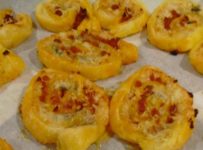 Roulés feuilletés au chorizo et gruyère