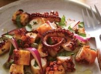 Poulpe à la plancha et ses aromates : idéal pour un apéritif !