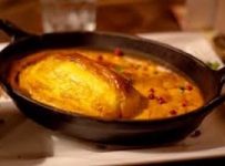 Quenelles de brochet à la lyonnaise